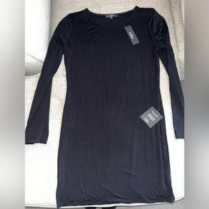 Lulu’s black fitted dress